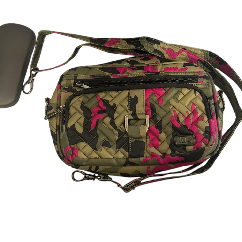LUG Carousel Convertible Camo Green Pink Crossbody or to a Belt Bag Travel Purse - Picture 2 of 16